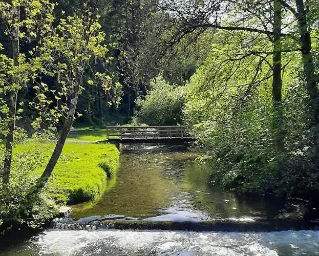 Bridgeview Nocleg ze śniadaniem 4*