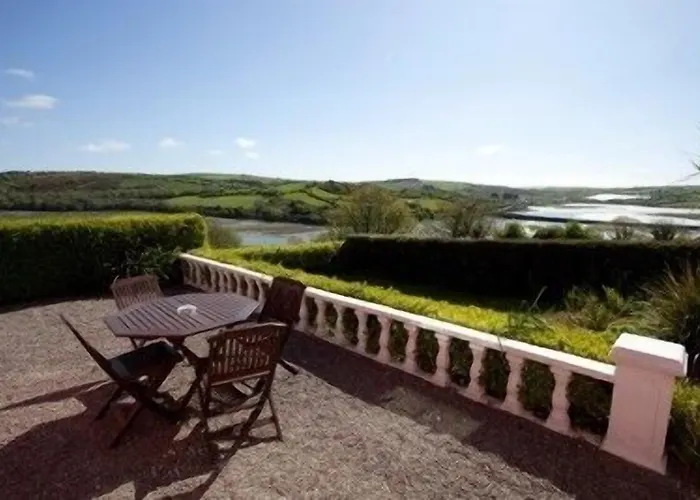 Bridgeview 住宿加早餐酒店 4*